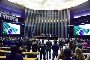 Câmara dos Deputados abre 80 vagas para policial legislativo