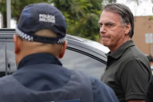 Aliados reconhecem benefício em transferência de Bolsonaro