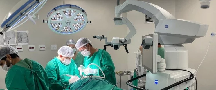 Hospital da Região Tocantina realiza procedimento inédito para aneurisma cerebral
