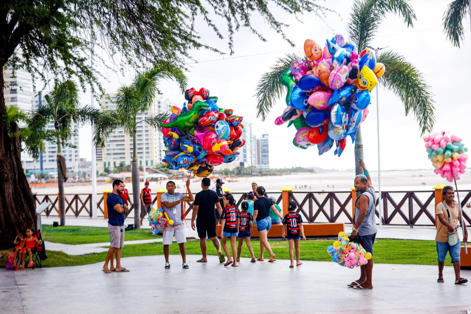 VÍDEO: Inaugurada nova Praça do Sol na Ponta d’Areia