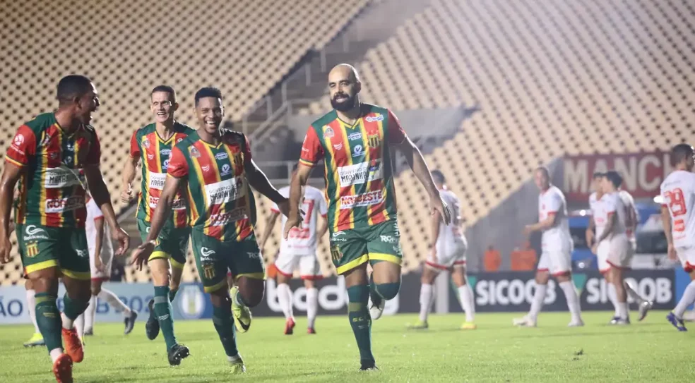 Futebol nacional tem fim de semana de clássicos