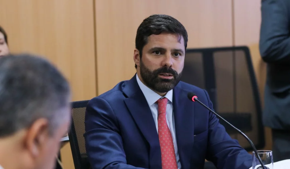 Secretário executivo é nomeado ministro interino da Justiça