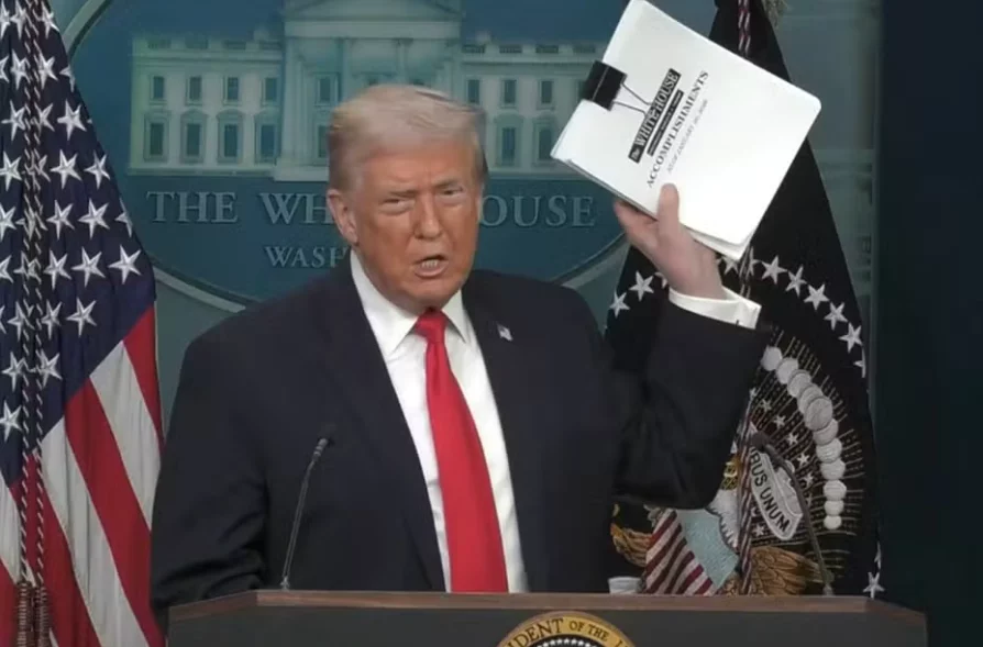 Trump fala em Davos em meio a ameaças tarifárias contra aliados europeus