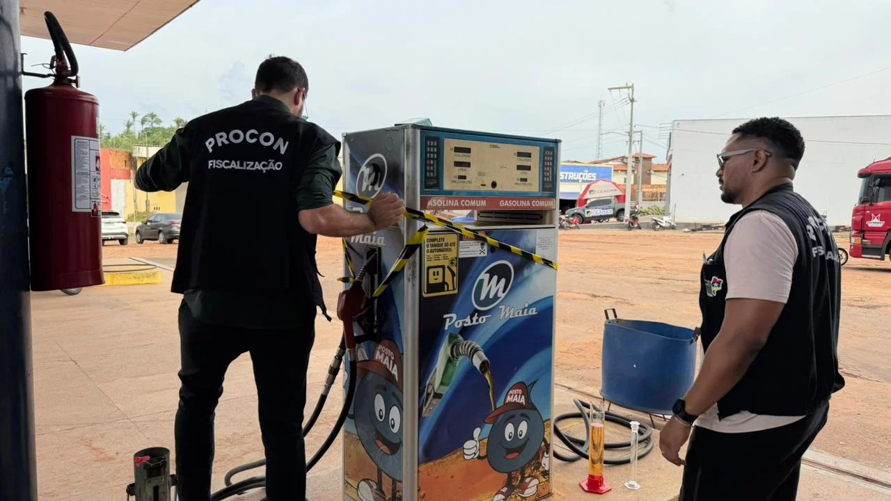 Procon interdita posto de combustível em Pedreiras