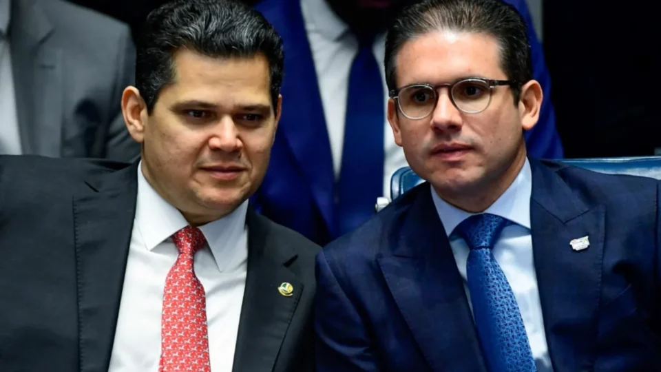 Ano legislativo começa com clima de confronto