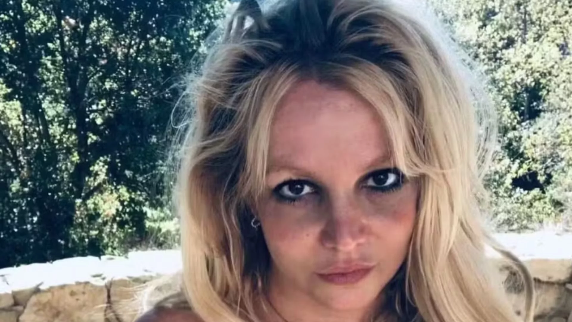 Britney Spears é presa por dirigir embriagada, diz site