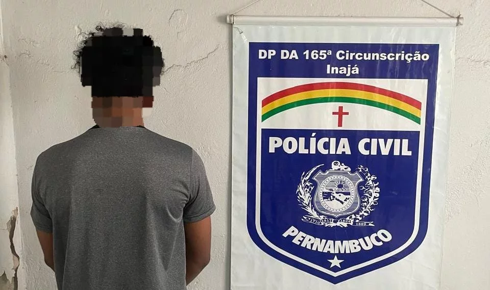 VÍDEO: Polícia prende suspeito de criar perfil falso para atrair criança na internet