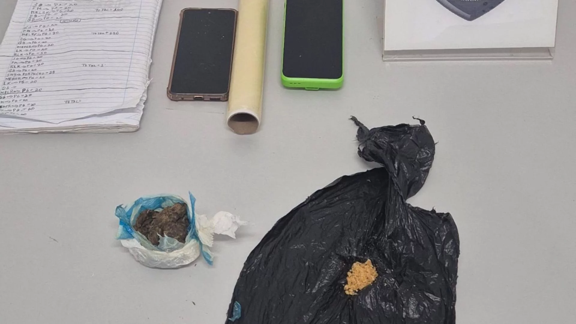 Suspeito de tráfico é preso com drogas no bairro Bequimão, em São Luís