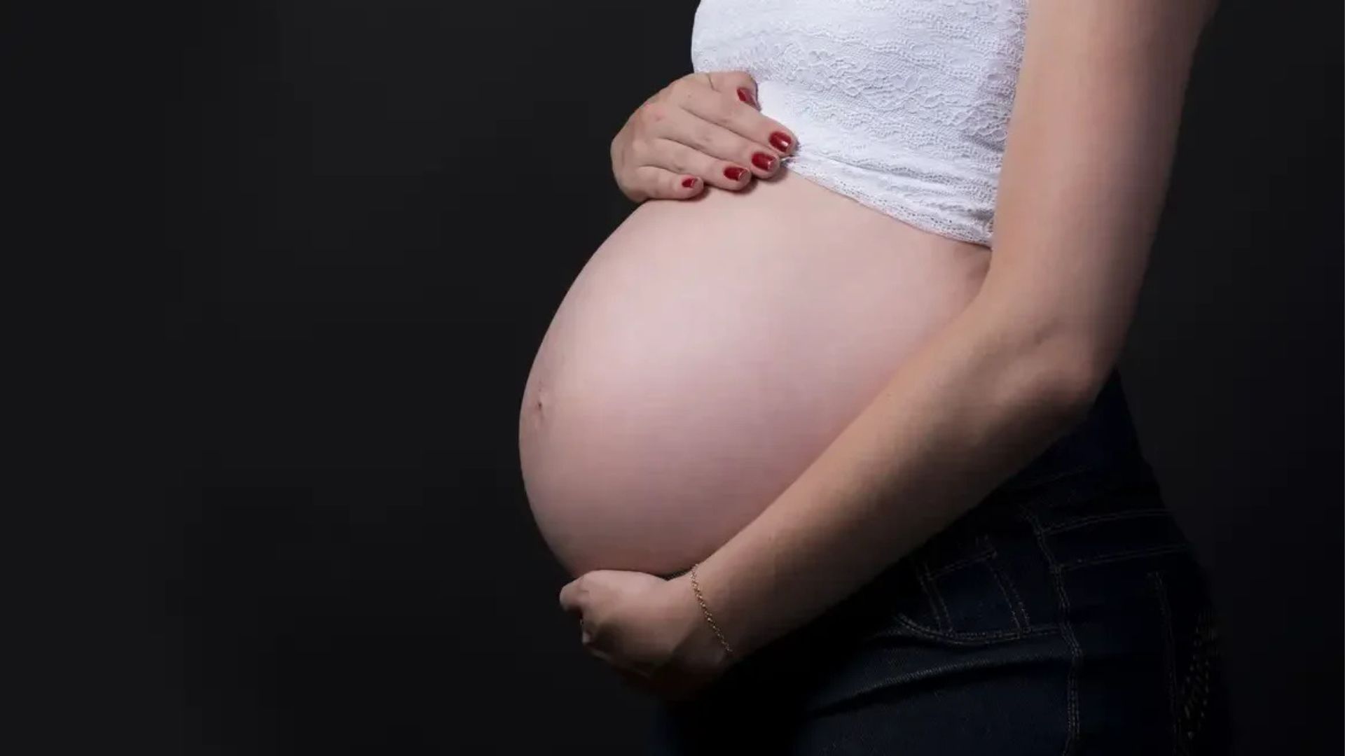 Lula sanciona lei que regulamenta a profissão de doula