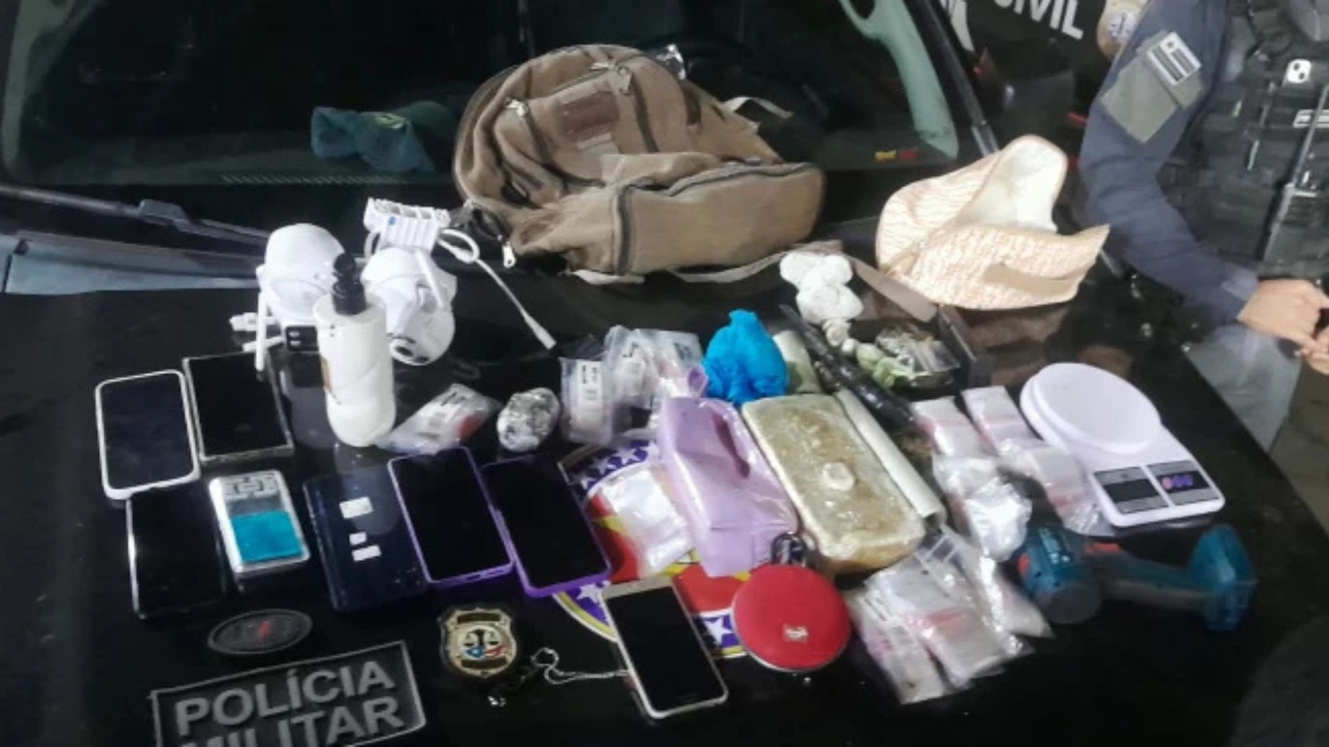 ‘Loura’ é presa em operação contra tráfico de drogas em Bacabal