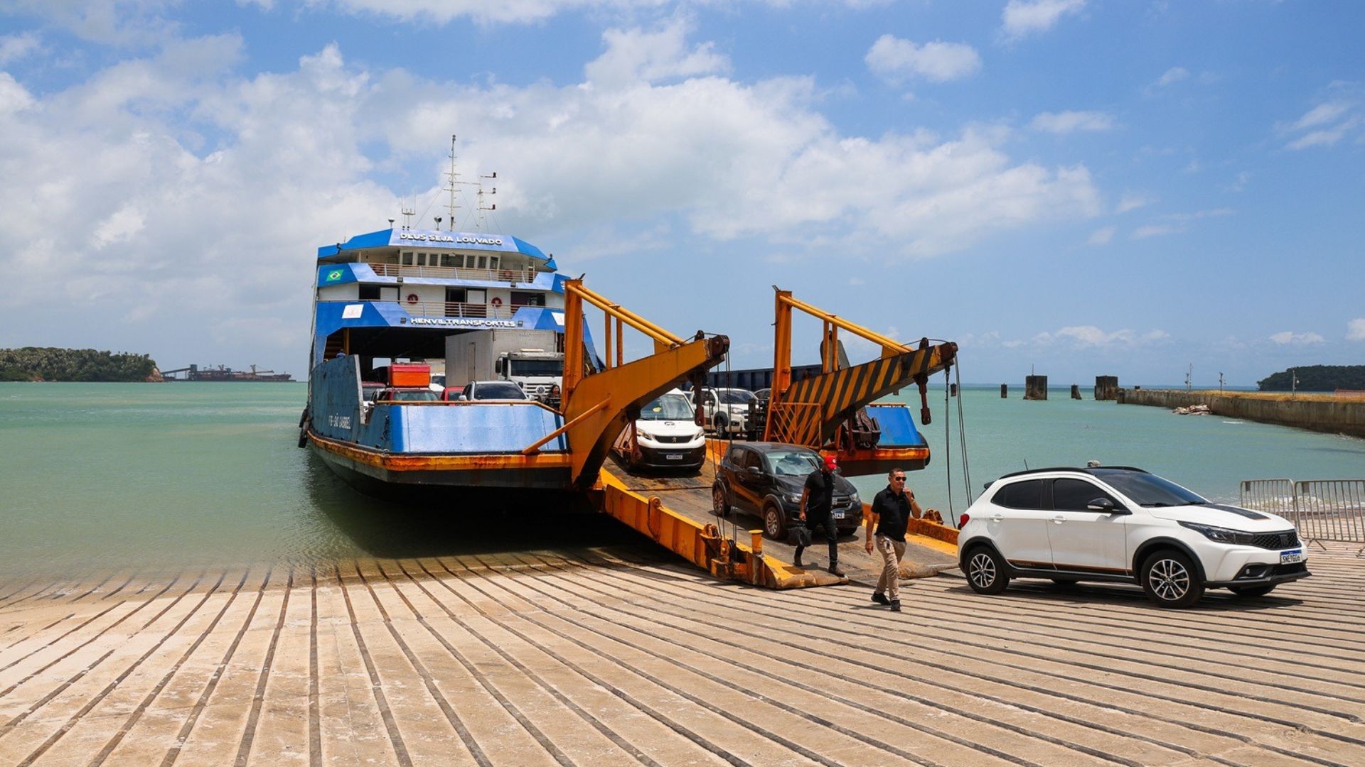 Ferryboats transportam 40 mil passageiros em operação