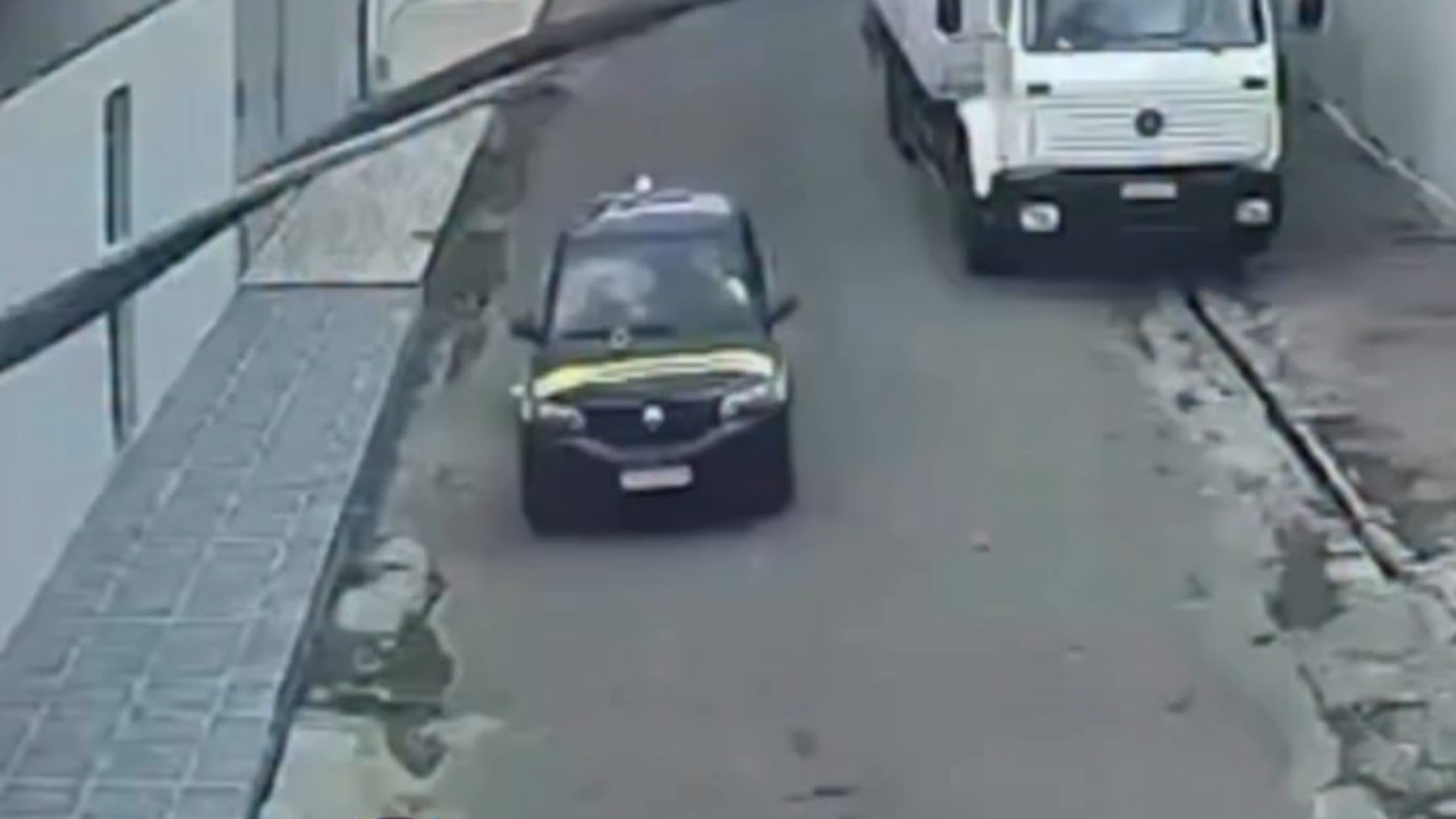 VÍDEO: Examinador do Detran e candidato são assaltados durante prova