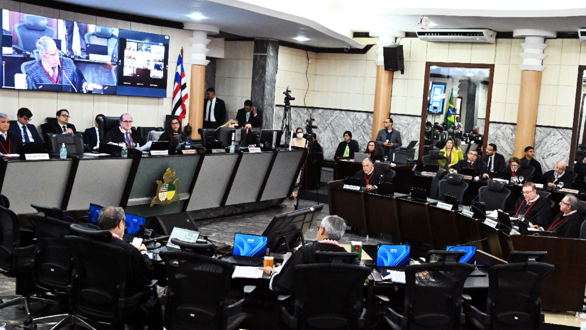 TJMA suspende trechos de lei que previa 559 contratações em Cururupu