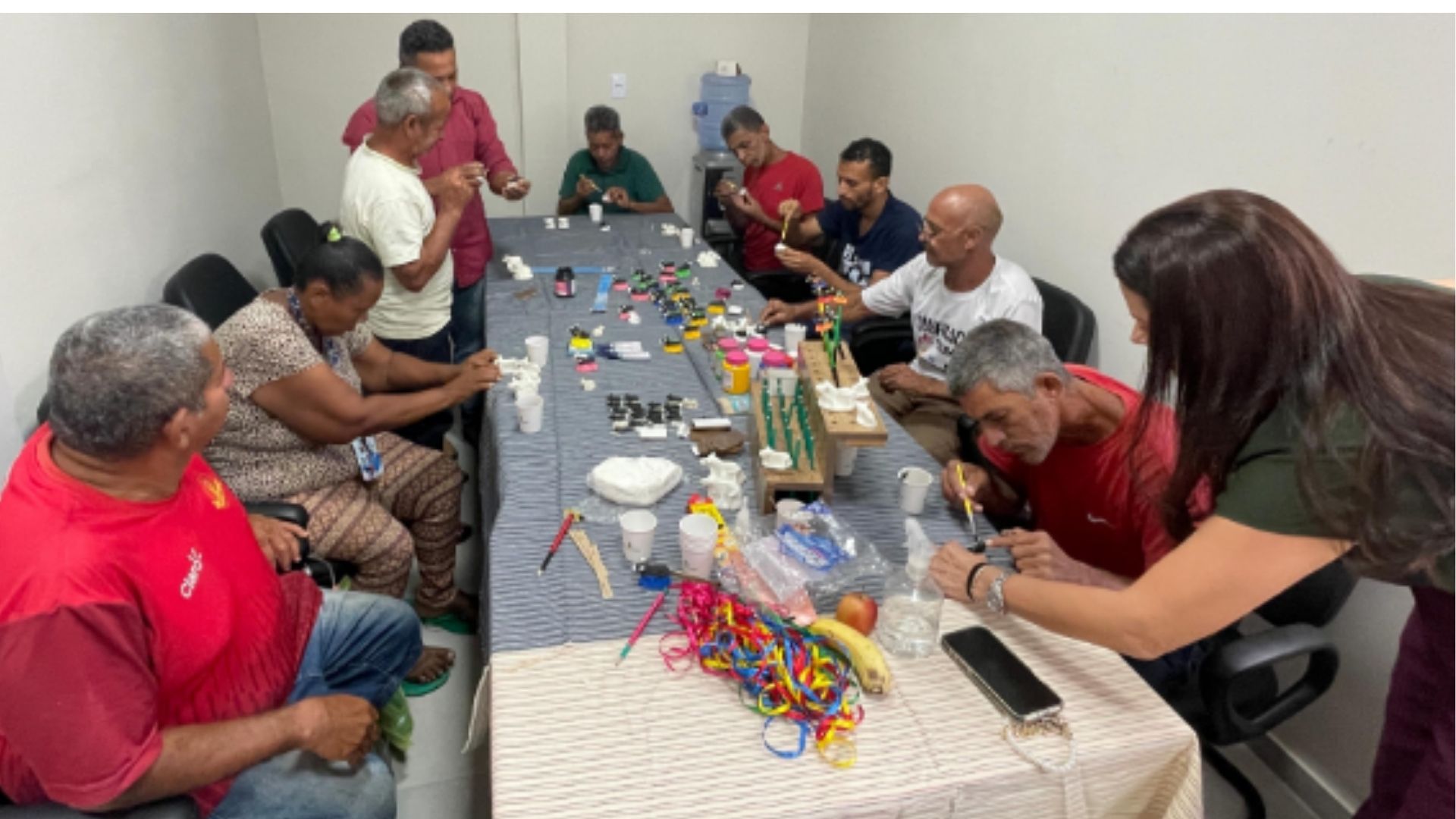 TJMA oferece curso de artesanato a pessoas em situação de rua