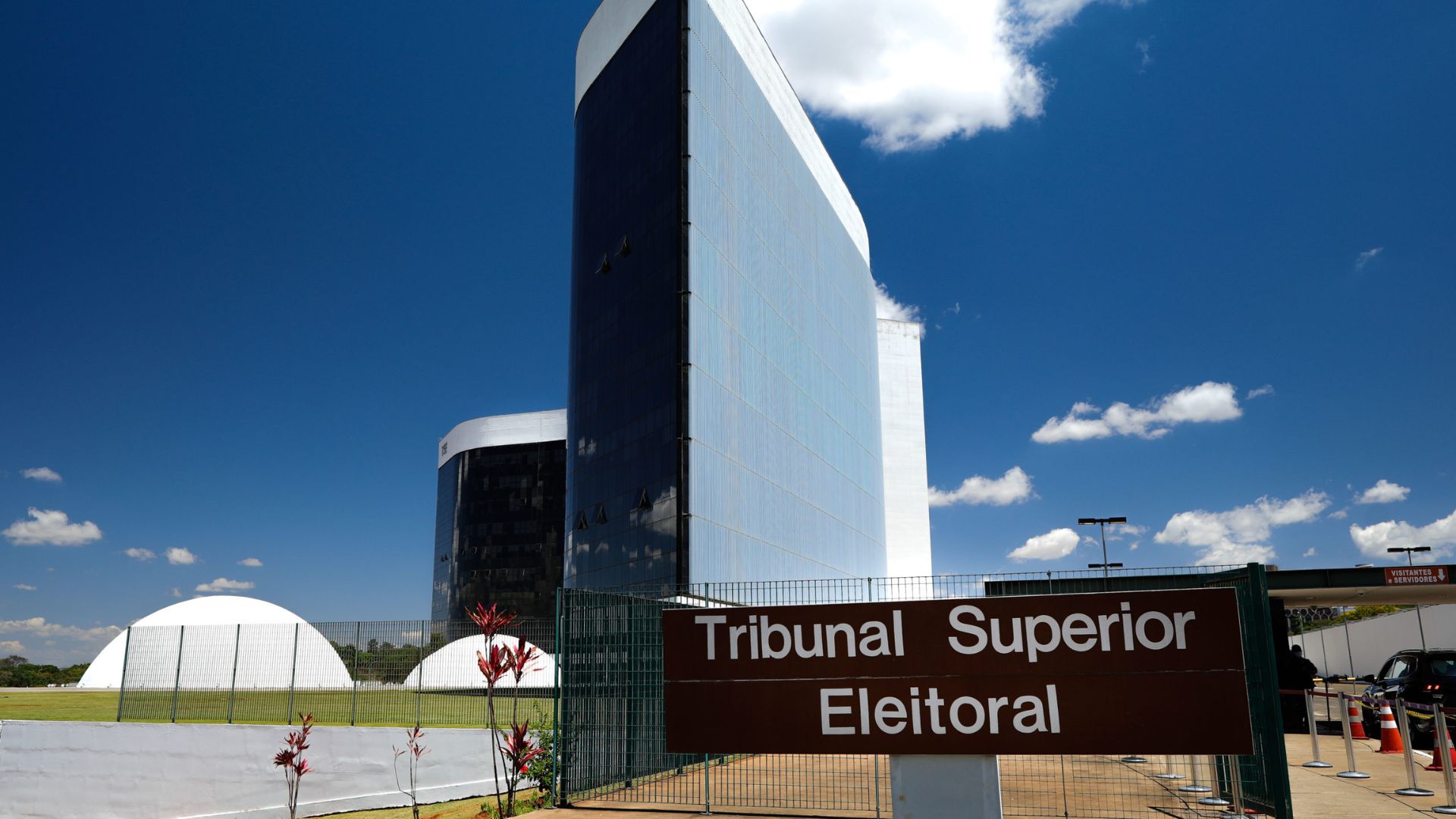 Justiça Eleitoral rejeita cerca de 1,2 mil registros de candidatura