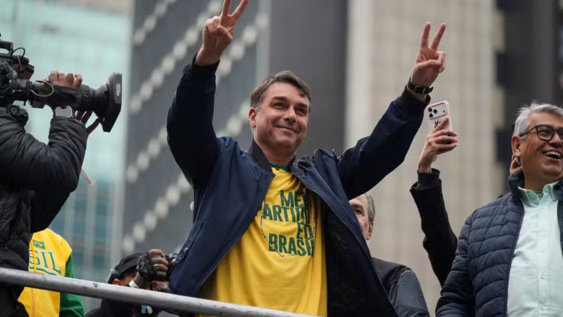 Bloquinho do 22 será realizado em São Luís sem a presença de Flávio Bolsonaro