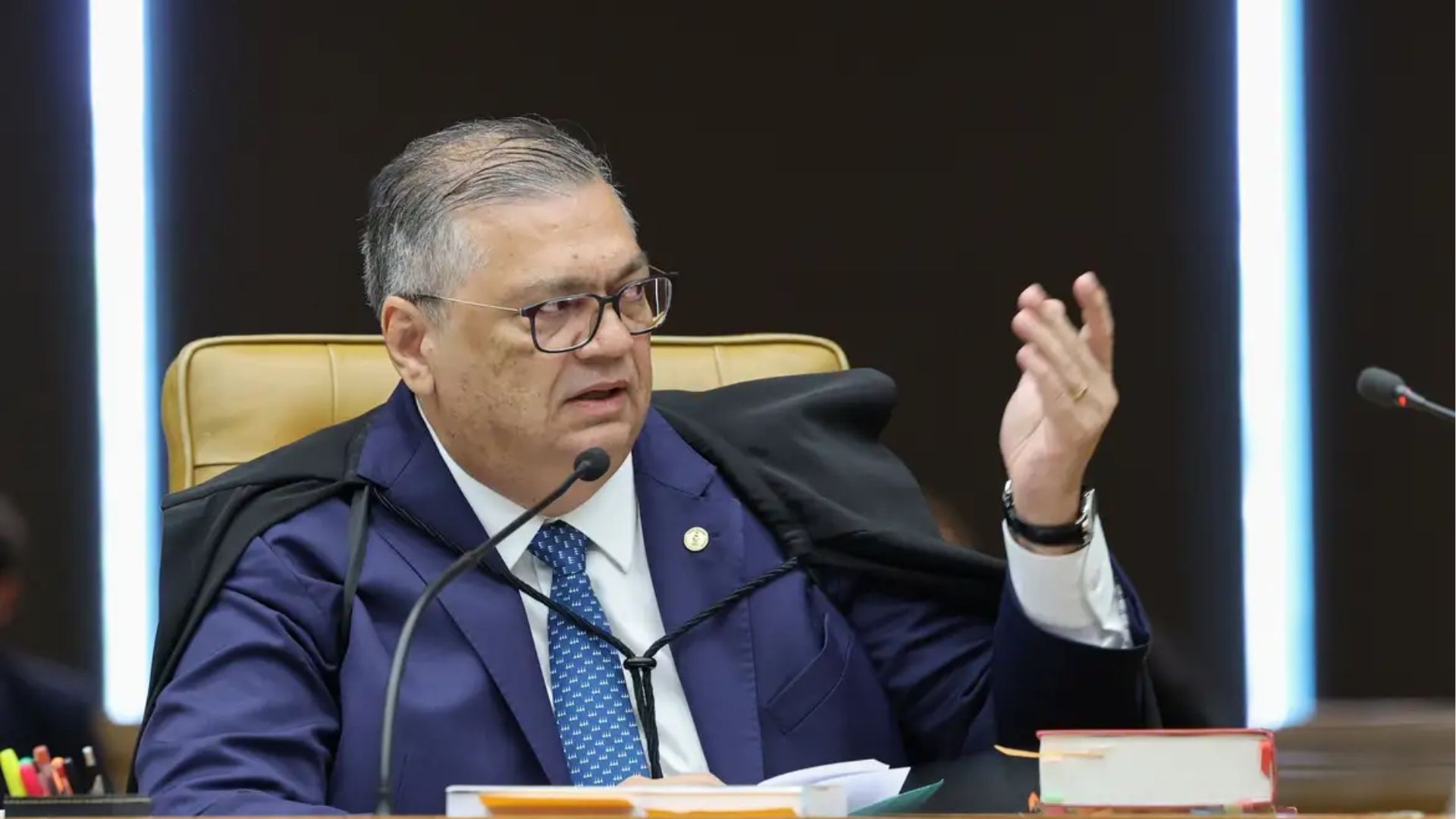 Flávio Dino é citado como possível nome da esquerda para 2030